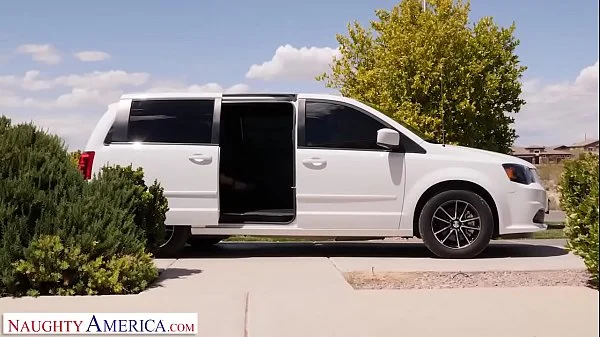 Naughty America - Kelly Turner (Kenzie Madison) gets fucked in the back seat