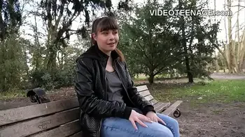 lovely teen does porn casting