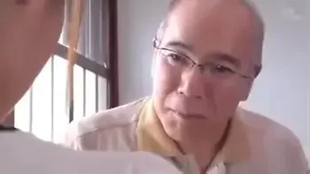 2 vecchietti si fottono mia moglie (ita-sub)