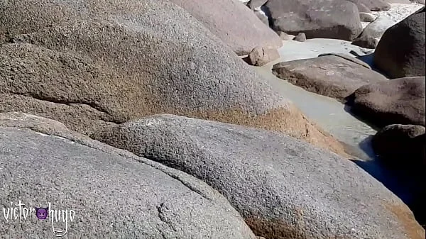 Fodendo Cuzinho da Novinha na Praia