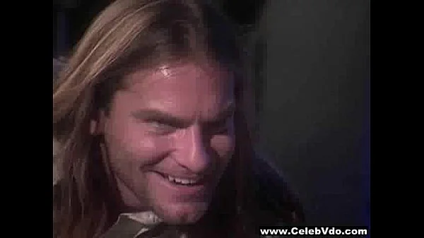 Jewel De Nyle stands for good cumming