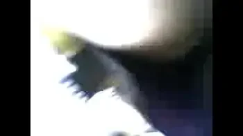 espiando bajo faldas