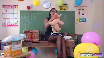 Livecleo Birthday Unboxing Fan Gifts Uncencored Squirting Pantyhose With Cleo Patra