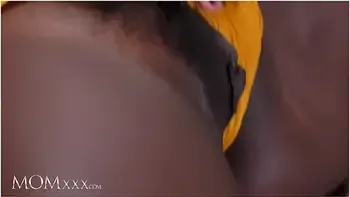 Mature Housewife Jenifer Jane Interracial 69 With Black Lesbian