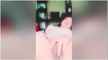 Pinay Viral Scandal - Pinay Masturbate Squirting Very Nice Pussy