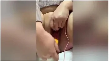 ほっちゃり人妻肉厚おまんこ　てかクリ潮吹きオtニーてイっちゃいました