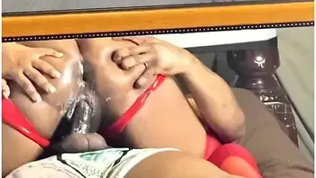 Redbone Pussy Gushing All Over Her Chocolate And It Feel So Good