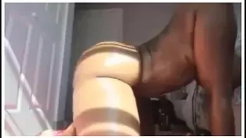 Hot sexy ebony big boobs big ass on cam 3