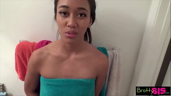 Step Sister Sucks Brothers Dick To Get Back At Cheating Boyfriend