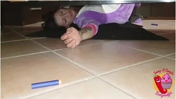 Ladymuffin And Tommy A Canaglia Play Nerf Battle 2