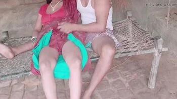 Desi Village Bahu Hardcore Fuck with Trilokinath - Horny Indian Wife Outdoor Sex