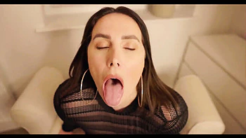 Paige Cheats With Neighbor While Wife Is Away - Hot Amateur BBW Dirty Talk Fuck