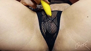 Hot MILF Ku Solo Masturbation with Squirting Orgasm & Extreme Fisting in 4K Close-Up