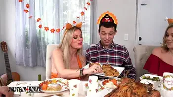 Amateur Boxxx - Kali & Casca's Crazy Cuckhold Threesome Thanksgiving
