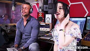 Anna De Ville's Super Sexy Debut: Anal Threesome with Big Tits and Double Penetration