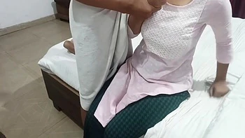 Valentine S Day - Super Hotel Housekeeping! Latin Girl With A Big Gand, Sehelyaa By The Guest For Extra Tip