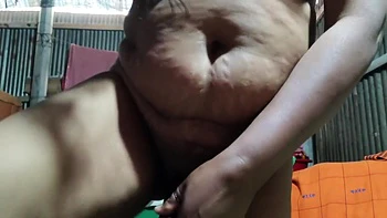 Bangladeshi Woman Masturbates Herself 18