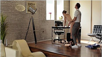 Photographer Freezes Time And Fucks Hot Businesswoman Tiffany Tatum