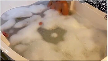 Sexy Stepmom Got Overexcited In The Jacuzzi And Took Her Stepson In Her Mouth