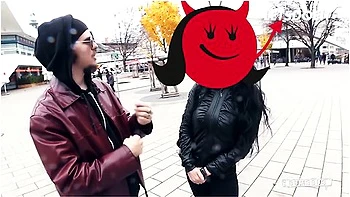 Alternative Babe Aviva Rocks Penetrated Deep On Backseat By Big Cock