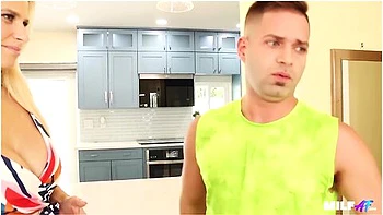 Oops - I Sent A Dick Pic To My Milf Sadie Hotwife