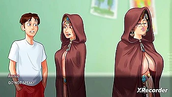 Painting Sexy Potraits Of The Peincipal Queen And Her Subject - Car Toon