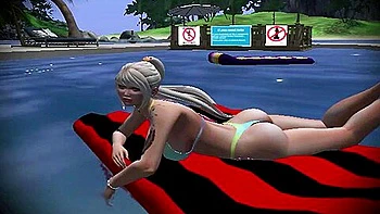 En Playa E En La Piscina