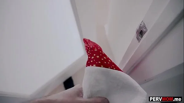 Stepmommy swallowed my cum for Christmas after sucking