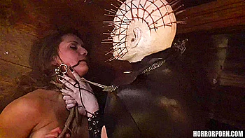 HORROR PORN: Pinhead
