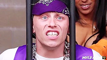 Jayne Doh - Female Prisoner Gets Her Punishment