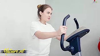 Beautiful Maya Bees Pussy Licking Video