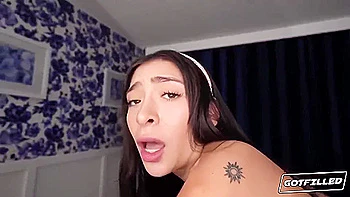 You Must Finish In That Wet Cunt