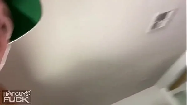 This big ass babe Ivy Steele is so fucking hot and horny