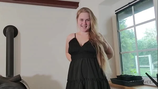 Curvy cute teen Maja needs a good fuck