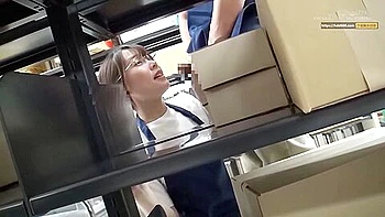 [sdmua-048] A College student 18+ Who Works -time At A Warehouse Will Make You Cum Immediately If You Get Horny. She Is A Simple Looking Girl Who Is Vulgar. And Shes Ok To Drink Cum Scene 2