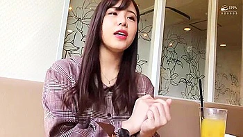 0000993 フェラチオ 美乳 女子大生などが含まれている