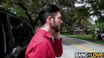 Joslyn James Begging For A Creampie