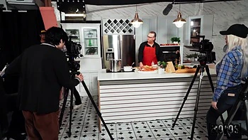 Deepthroats While On The Behind The Of A Show With Scarlett Page