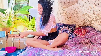 Uk Babe Sabrina J Uses A Glass Dildo To Masturbate