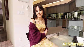 Trinity St Clair, Haley Reed And Honey Lou - Says Stepmoms Do It Better