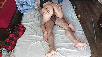 Hot Couple Gets Body Massaged With Oil. An Amateur Woman Jerks Me Off Until I