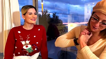 Vincent wins the jackpot at the casino - Jacquie et Michel TV