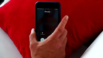 Mizaki is a very dissipated co-pilot... - Jacquie et Michel TV