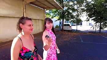 Discovering Sophia Laure... - Jacquie et Michel TV