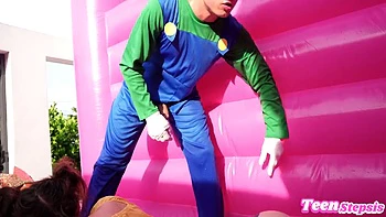 Luigi Fucks Princess Peach In The Bouncy Castle