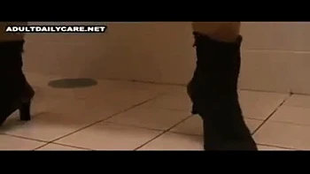 083-youth-with-areare-abs