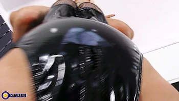 Kinky Milf Ashley With Her Big Natural Tits Loves To Play Alone With Her Toy