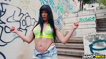 Yenifer Loves Public Anal