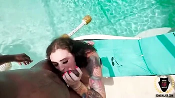 Patootie peaches avalon mira take bbc by pool