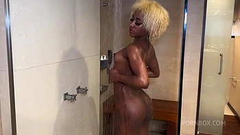 Interracial :My Ebony Girlfriend Was In The Shower Wanting To Get Her Pussy Drilled By My Cock